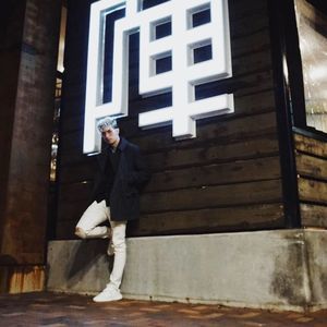 Meet your Posher, Davis